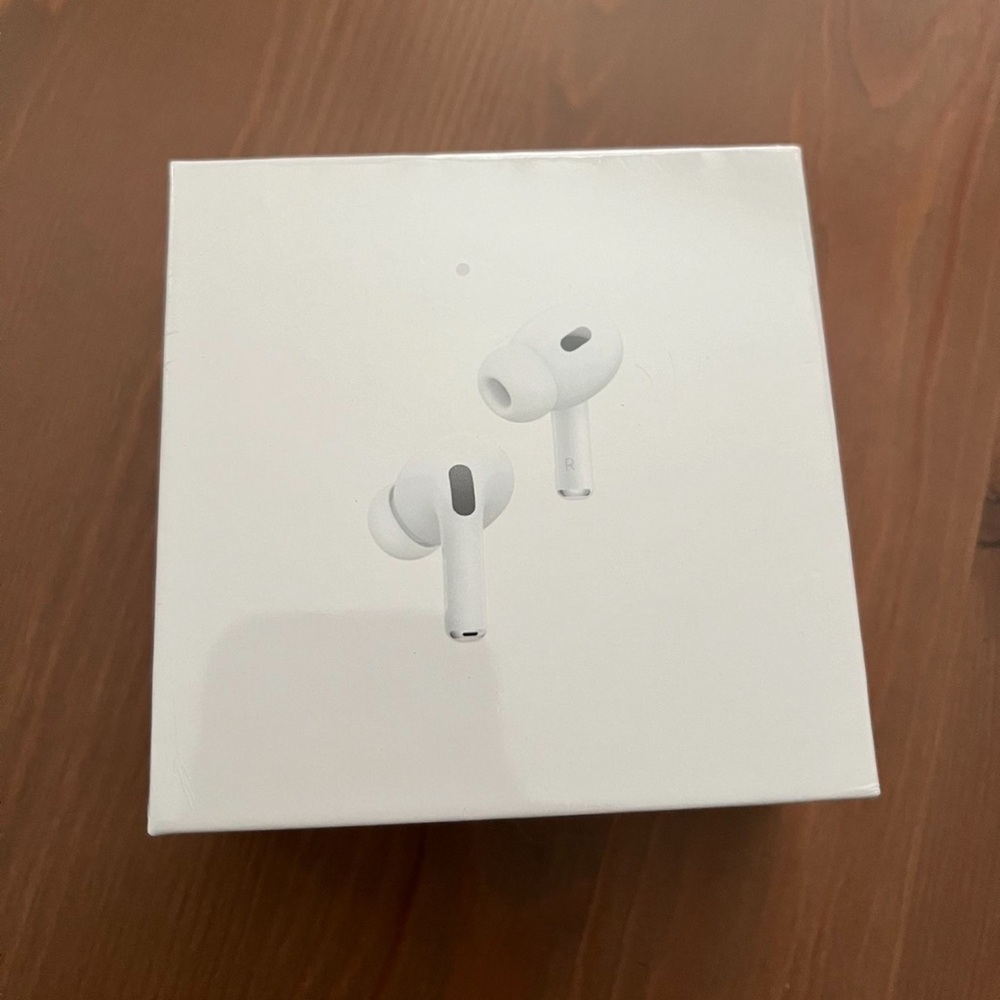 Apple AirPods 2nd Gen